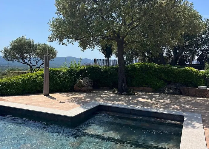 Vakantiehuis T2 Dans Avec Piscine