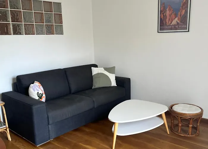 T2 Dans Avec Piscine * Porto-Vecchio